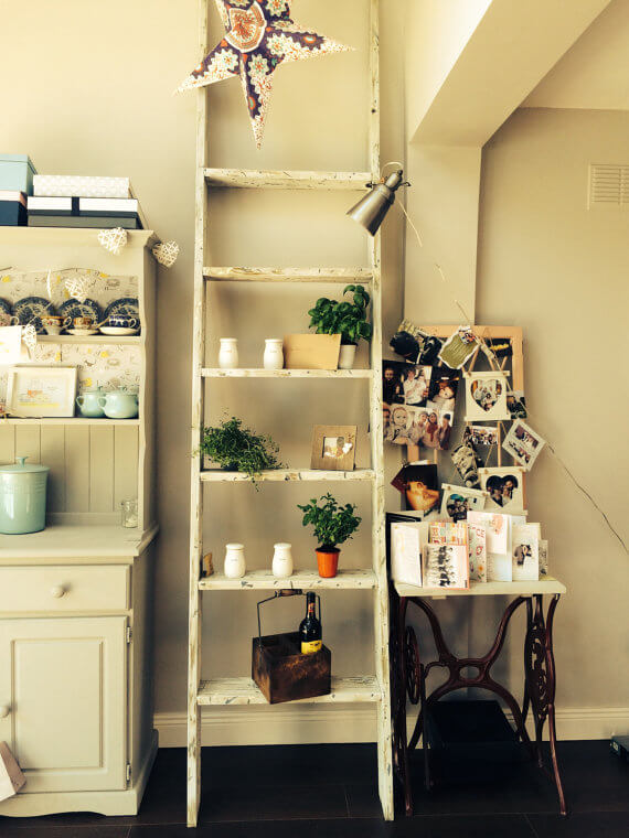 11 Leaning Ladder Shelf Ideas (Including 5 Handmade Versions)