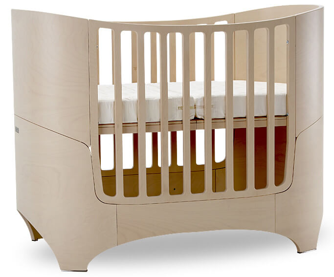 16 Beautiful Oval & Round Baby Cribs (FOR UNIQUE NURSERY DECOR)