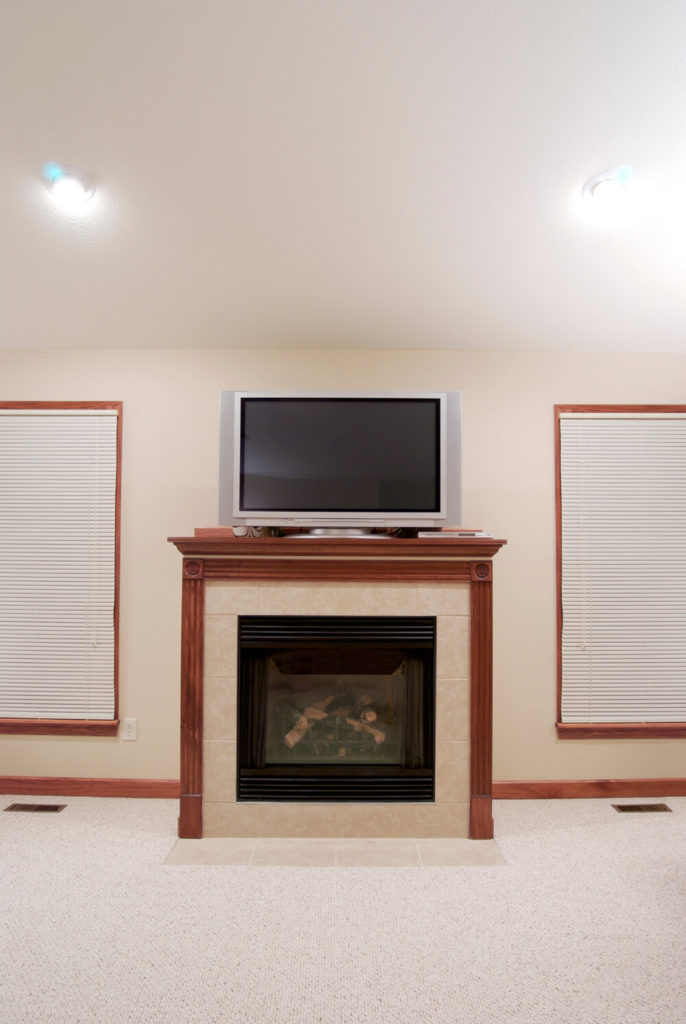 49 Exuberant Pictures of TV's Mounted Above Fireplaces (GREAT