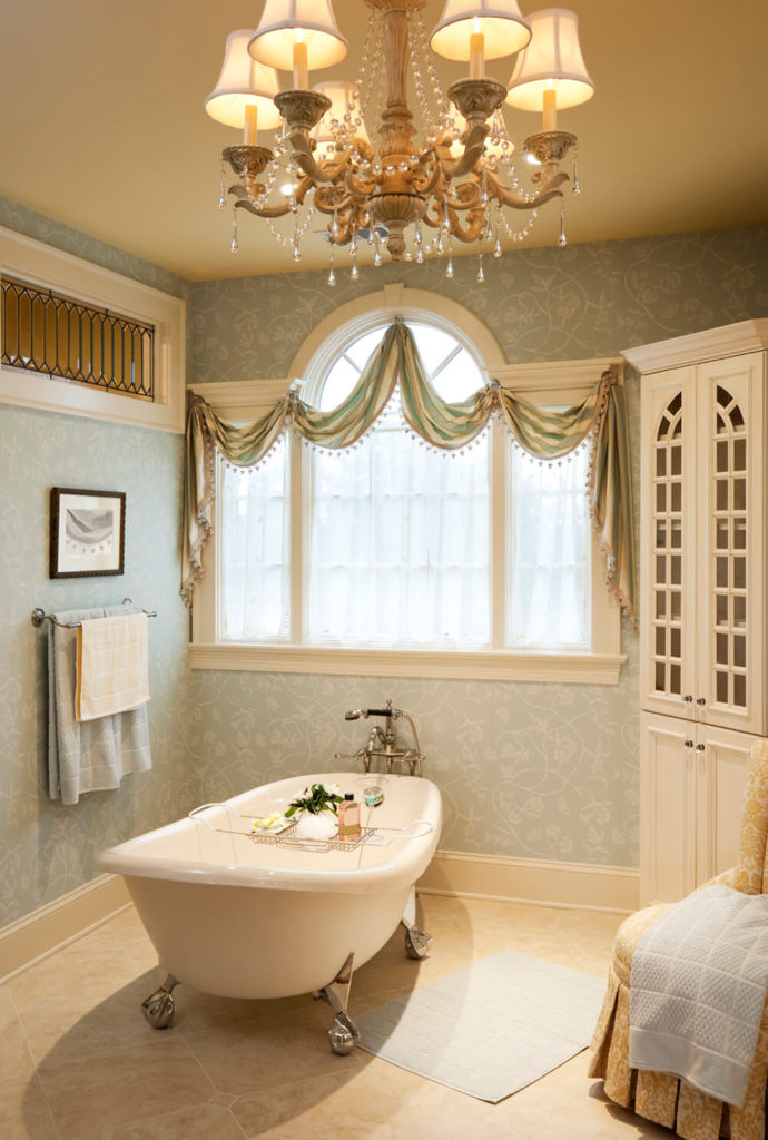 Traditional Bathroom Chandeliers 41 bespoke bathrooms with glittering chandeliers Traditional Bathroom Chandeliers 41 bespoke bathrooms with glittering chandeliers