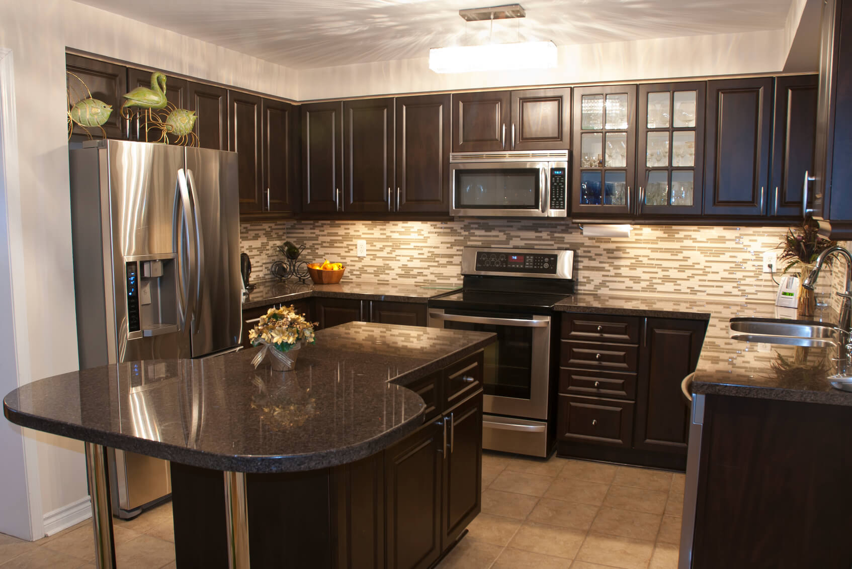 Dark kitchen cabinets with light granite backsplash ideas. dark ...