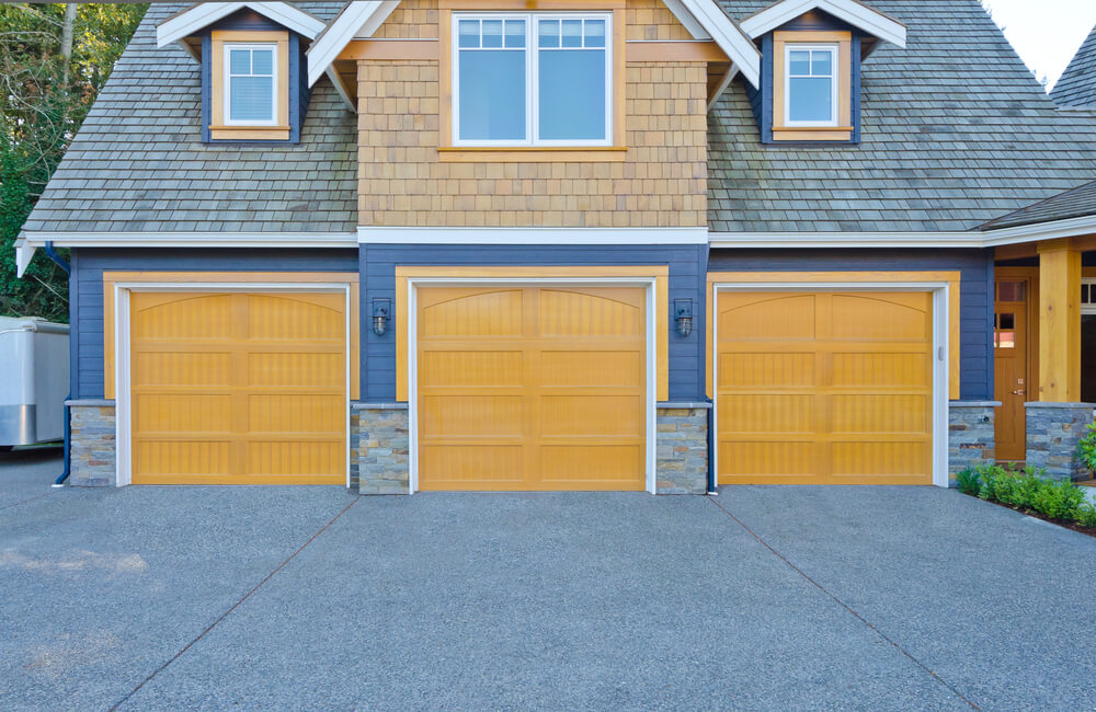 60 Residential Garage Door Designs (Pictures)