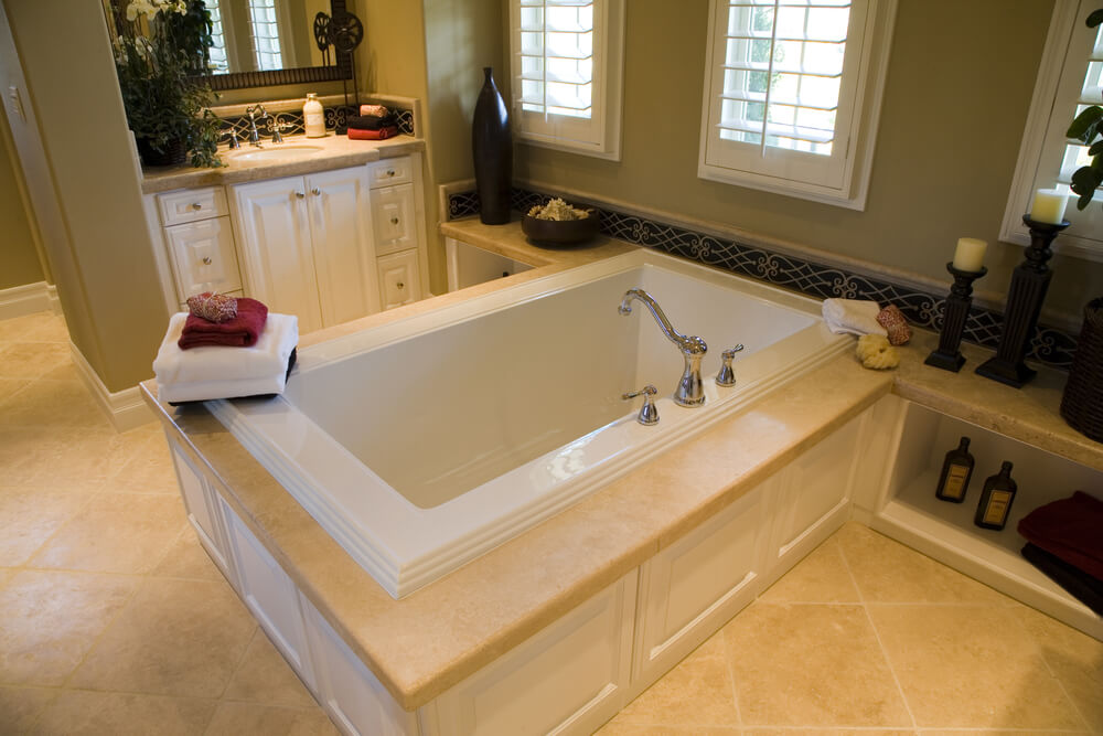 24 Luxury Master Bathroom Designs with Centered Soaking Tubs