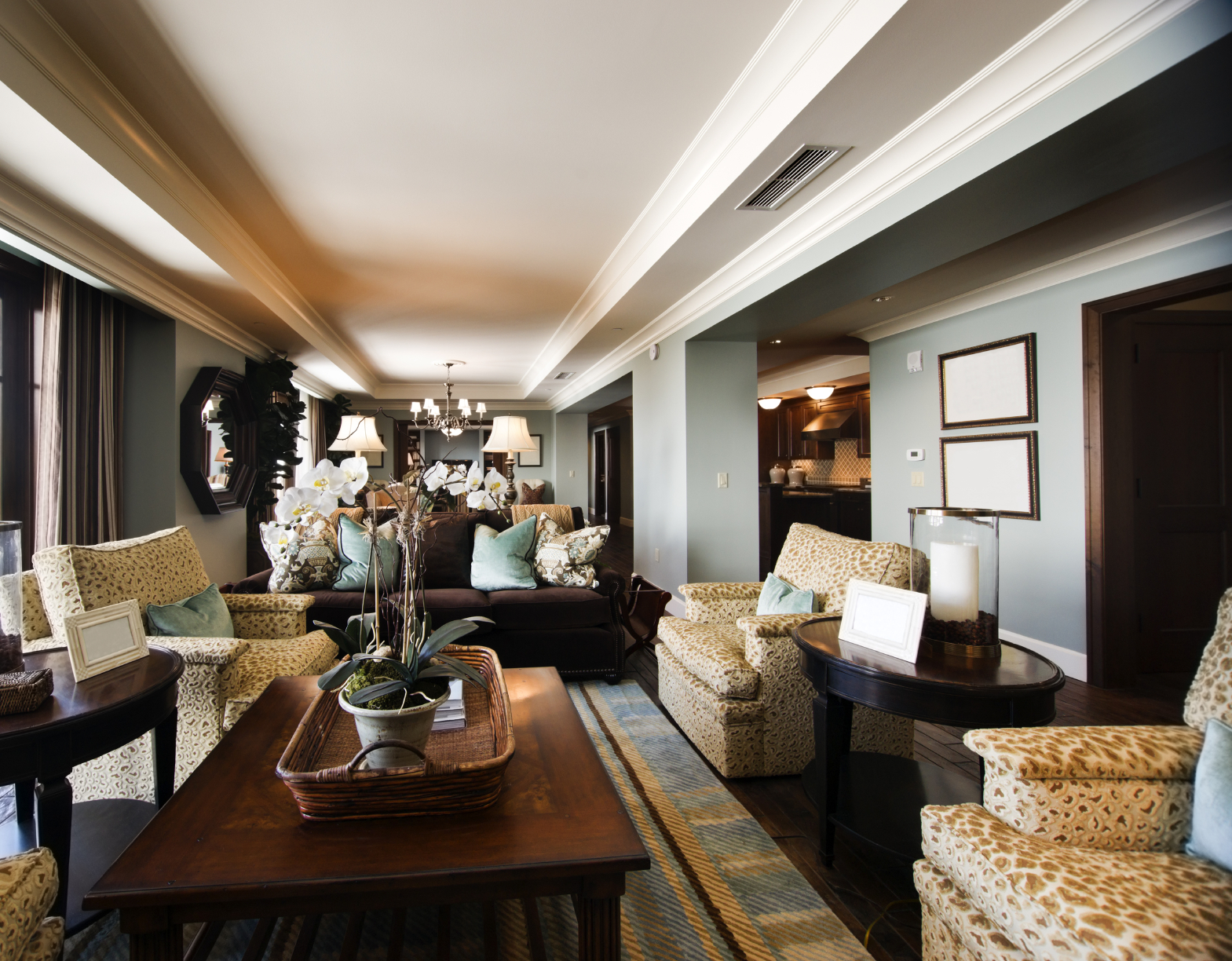 40 Living Rooms with Area Rugs for Warmth & Richness