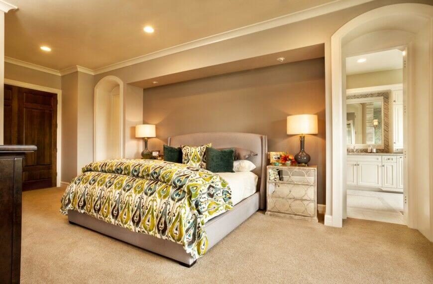 27 Elegant Bedrooms with Distinct Fabric Headboards (Pictures)