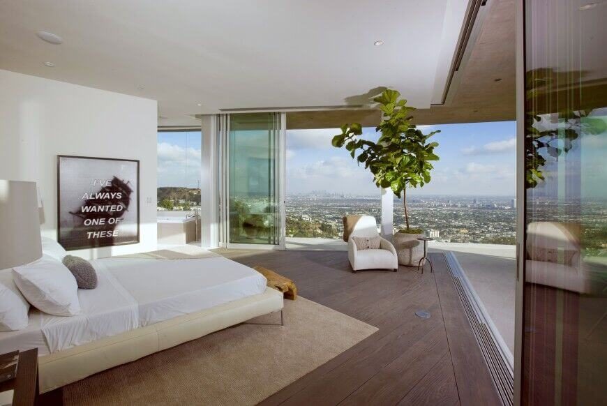 28 Beautiful Bedrooms With White Furniture (PICTURES) 28 Beautiful Bedrooms With White Furniture (PICTURES)