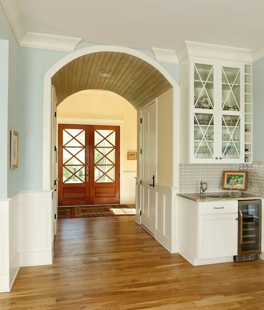 33 gorgeous foyers with wainscoting