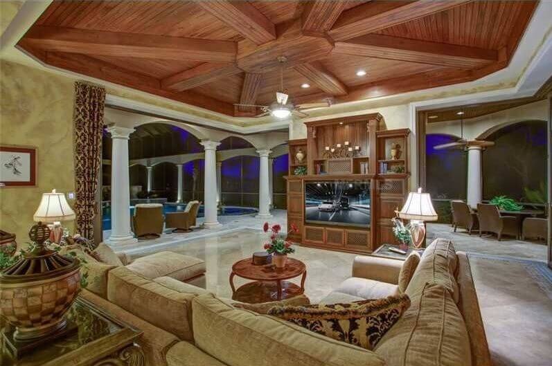 33 High Class Living Rooms With Chaise Lounges