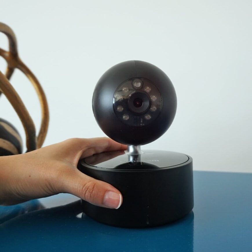This smart home camera is capable of connecting to various household devices, such as lighting, TV, media players, and many portable AC and heating units. You can get a live HD video feed right to your phone, plus push notifications courtesy of a motion sensor. You can be notified via siren alarm or emergency calls the moment something happens at home. With its built-in infrared night vision mode, you'll be able to track what's happening at home day or night. This smart home camera is capable of connecting to various household devices, such as lighting, TV, media players, and many portable AC and heating units. You can get a live HD video feed right to your phone, plus push notifications courtesy of a motion sensor. You can be notified via siren alarm or emergency calls the moment something happens at home. With its built-in infrared night vision mode, you'll be able to track what's happening at home day or night.