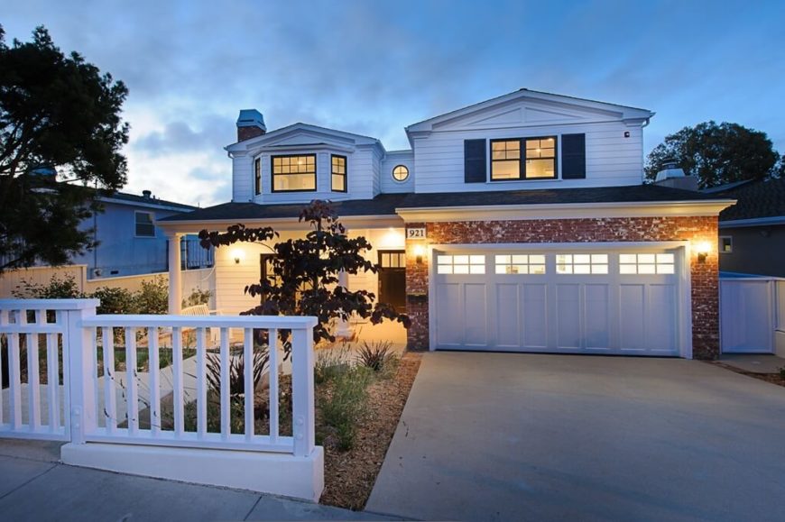 22 Vinyl Fence Ideas for Residential Homes