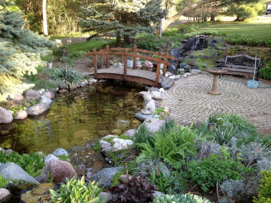 59 Backyard Ideas for Beauty, Fun, Kids and Entertaining 59 Backyard Ideas for Beauty, Fun, Kids and Entertaining on Backyard Stream Ideas id=60991