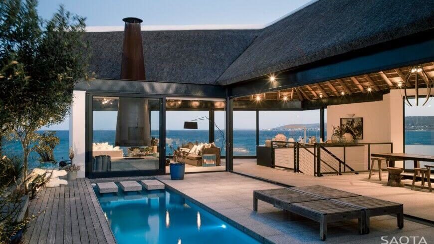 21 Beautiful Plunge Pool Ideas - Home Stratosphere 21 Beautiful Plunge Pool Ideas - Home Stratosphere