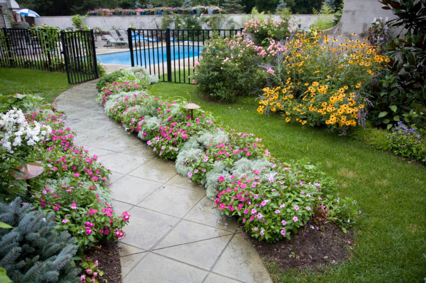 25 Magical Flower Bed Ideas and Designs