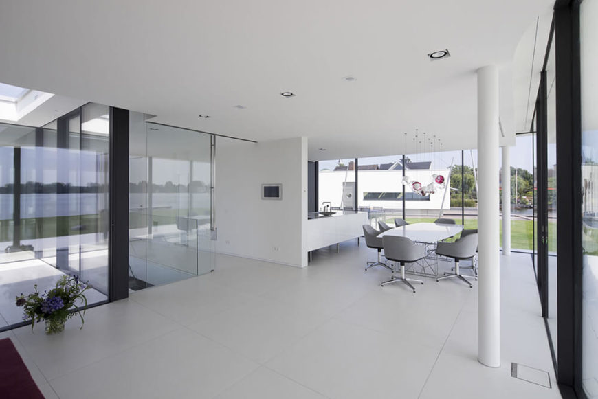 Striking g house by lab architecten